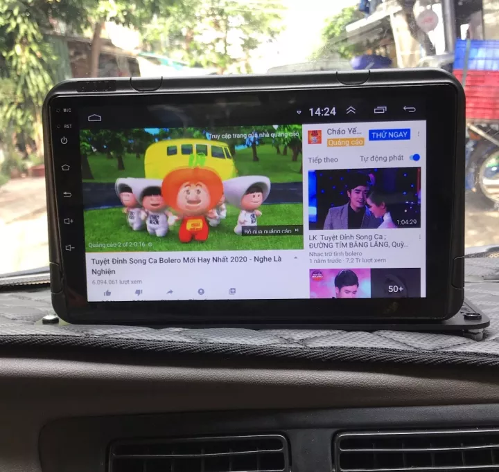 Xem Video nghe nhạc trực tuyến từ nền tảng Youtube.